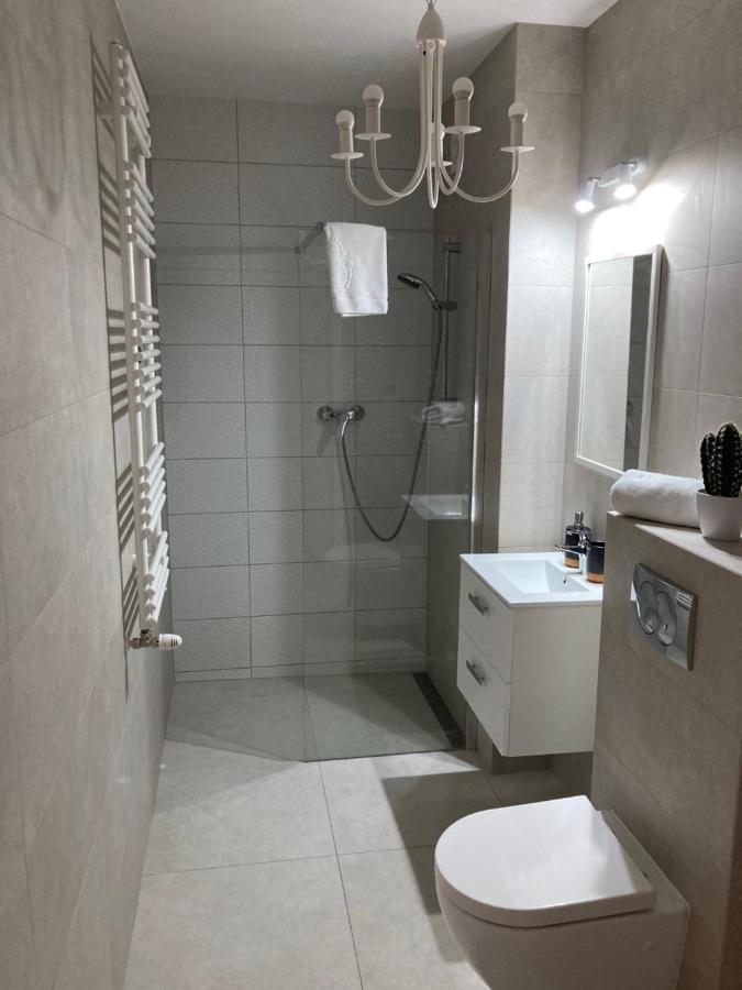 Apartament "Hotelik" 斯克拉斯卡波伦巴 外观 照片