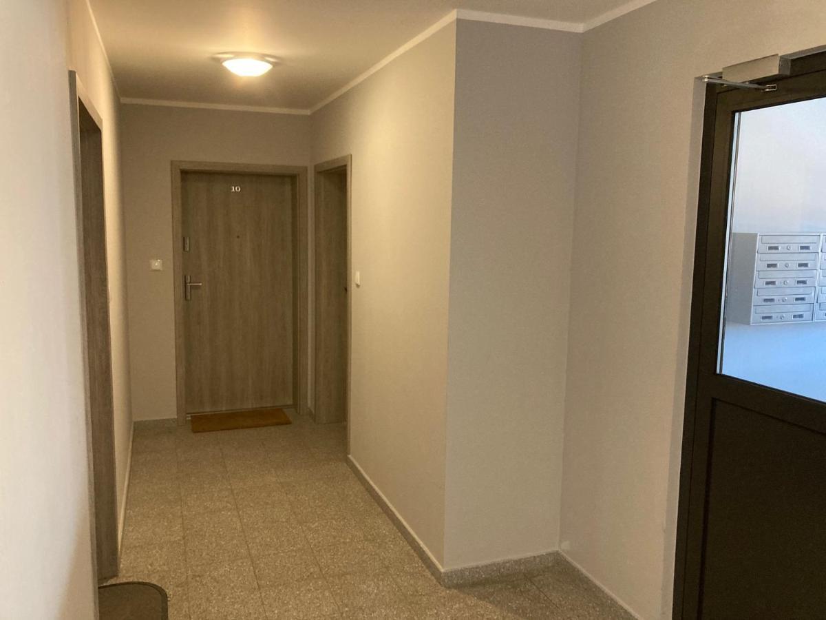 Apartament "Hotelik" 斯克拉斯卡波伦巴 外观 照片